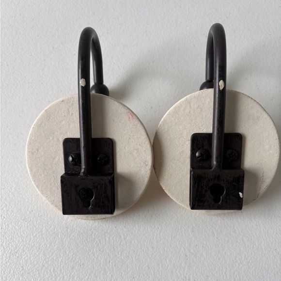 Southern Living at Home Alfresco Hooks Set of 2 Gail Pittman Home Artsy Ceramic - Picture 2 of 6